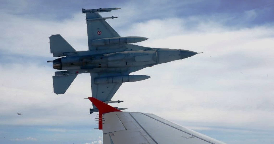 Τουρκικά F-16 πέταξαν πάνω από την Κίναρο – Υπερπτήσεις σε εθνικό έφαφος – Αμφισβητούν την ελληνική κυριαρχία!